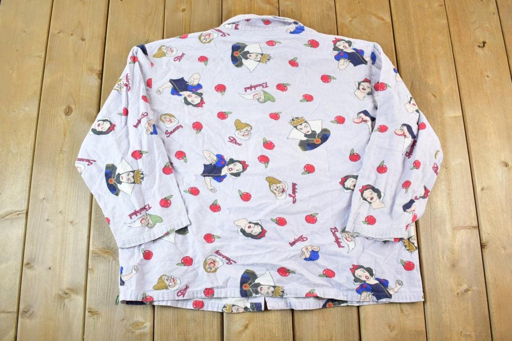 Vintage 1990s Snow White Disney AOP Sleepwear Button Up Shirt Size Mens L