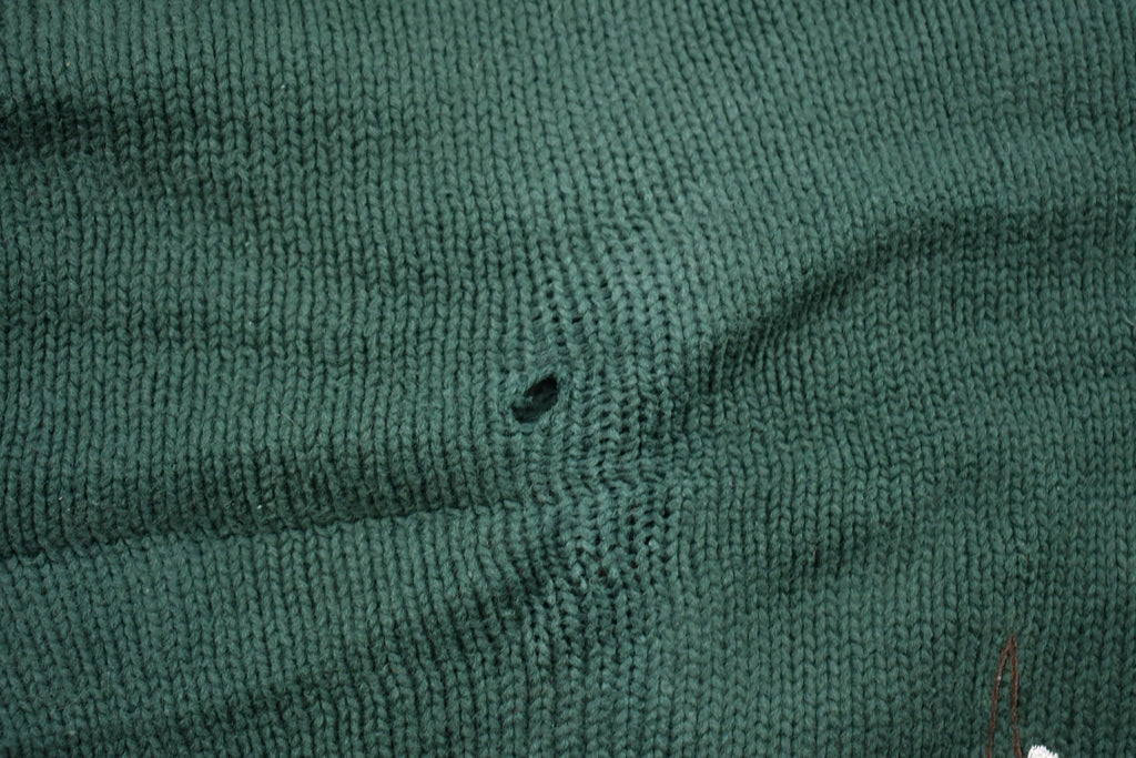 Vintage 1980s IZOD Golf Embroidered Knitted Sweater