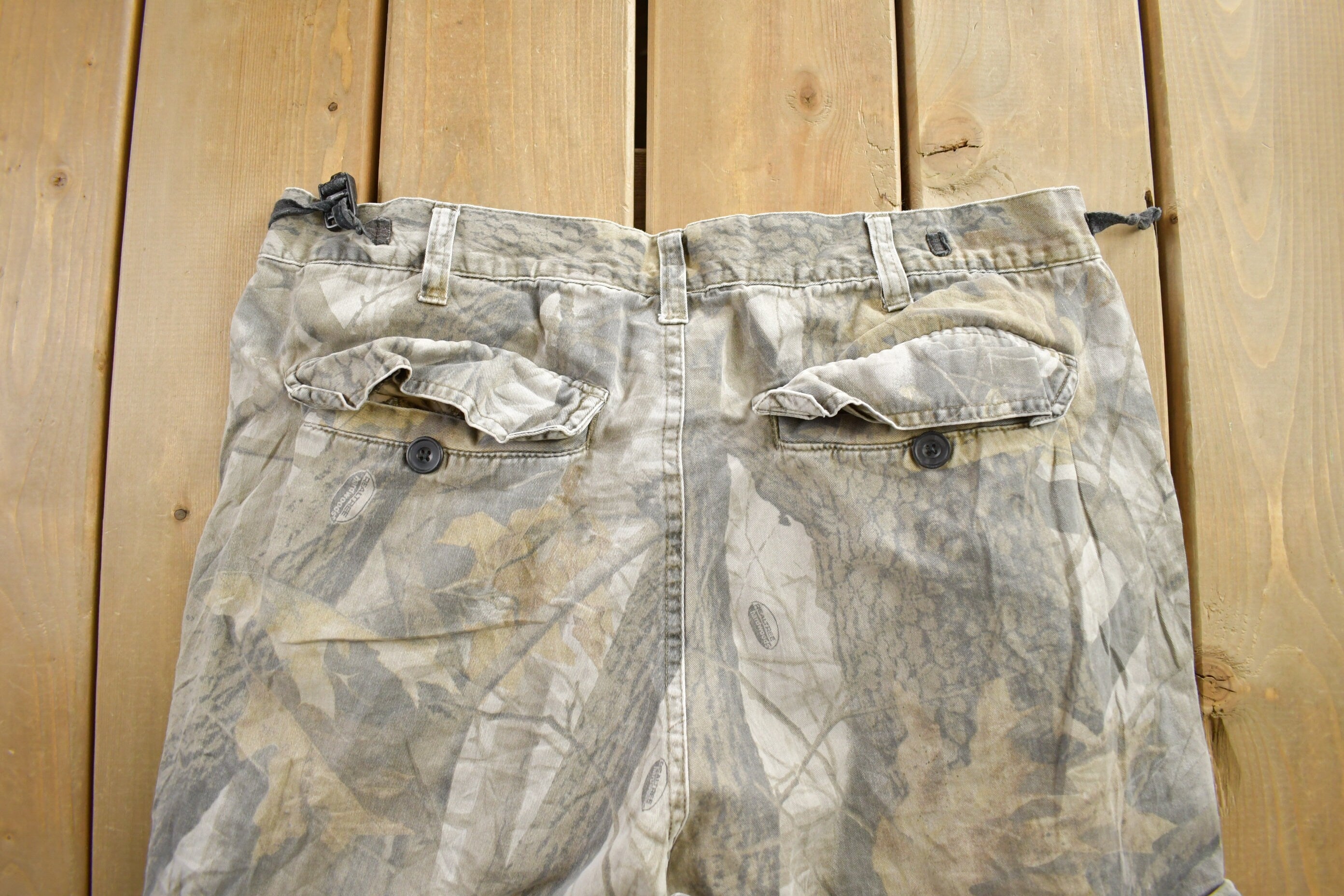 Vintage 1990s Outfitters Ridge Forest Camo Cargo Pants 36x38