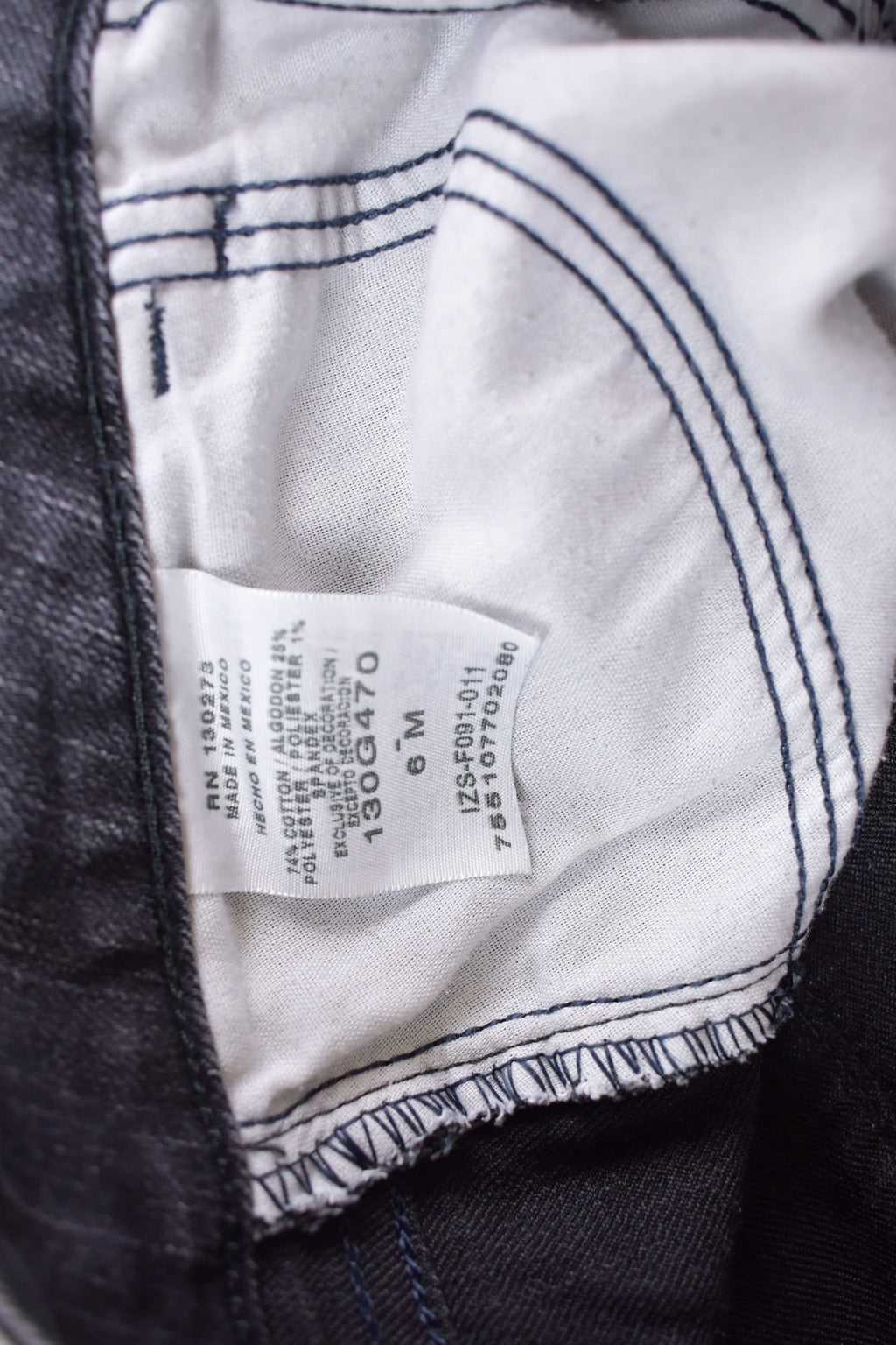 Vintage 1990s Riders by Lee Pleated Dark Denim Pants