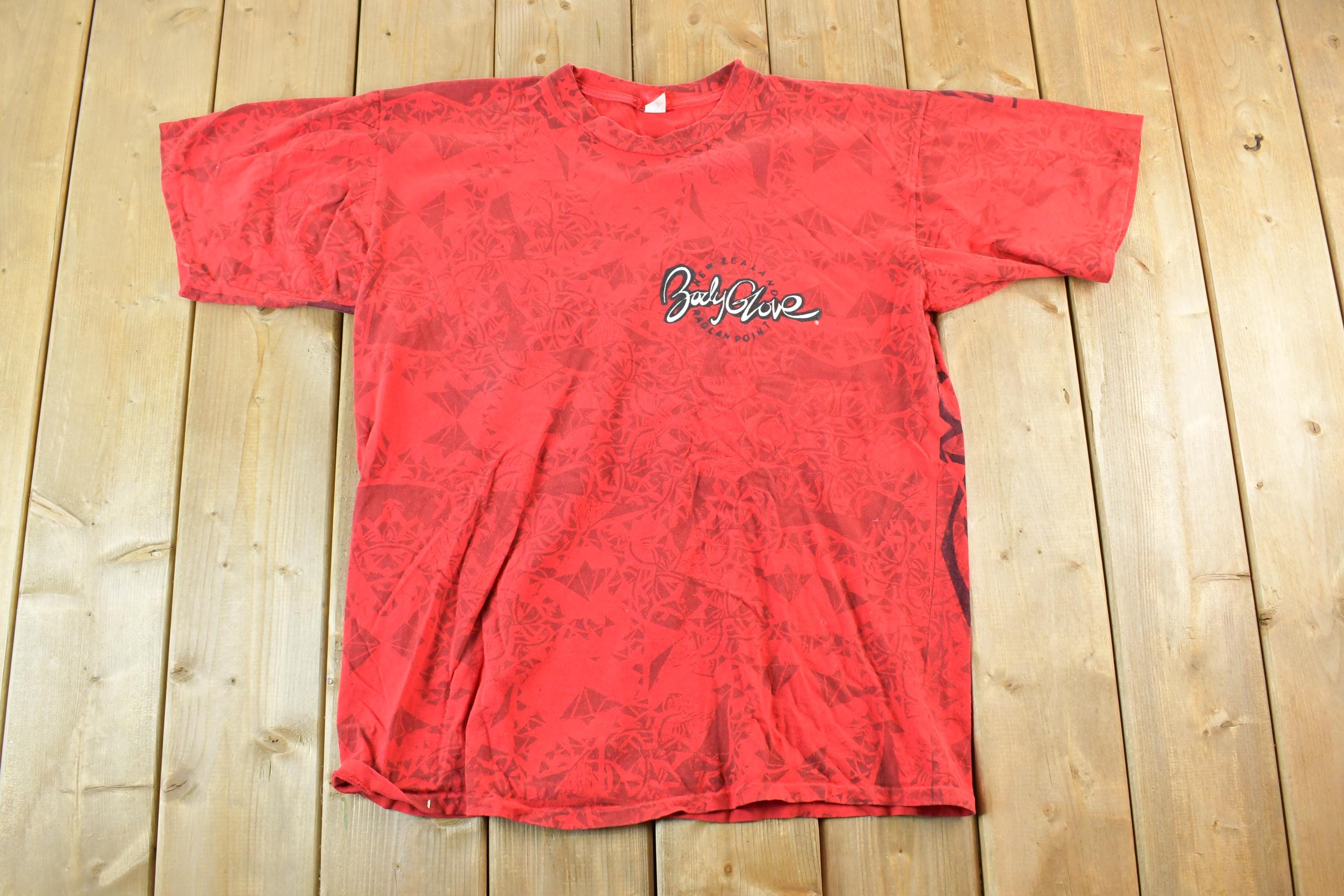 Vintage 1988 Body Glove All Over Print Raglan Point Surfing T-Shirt
