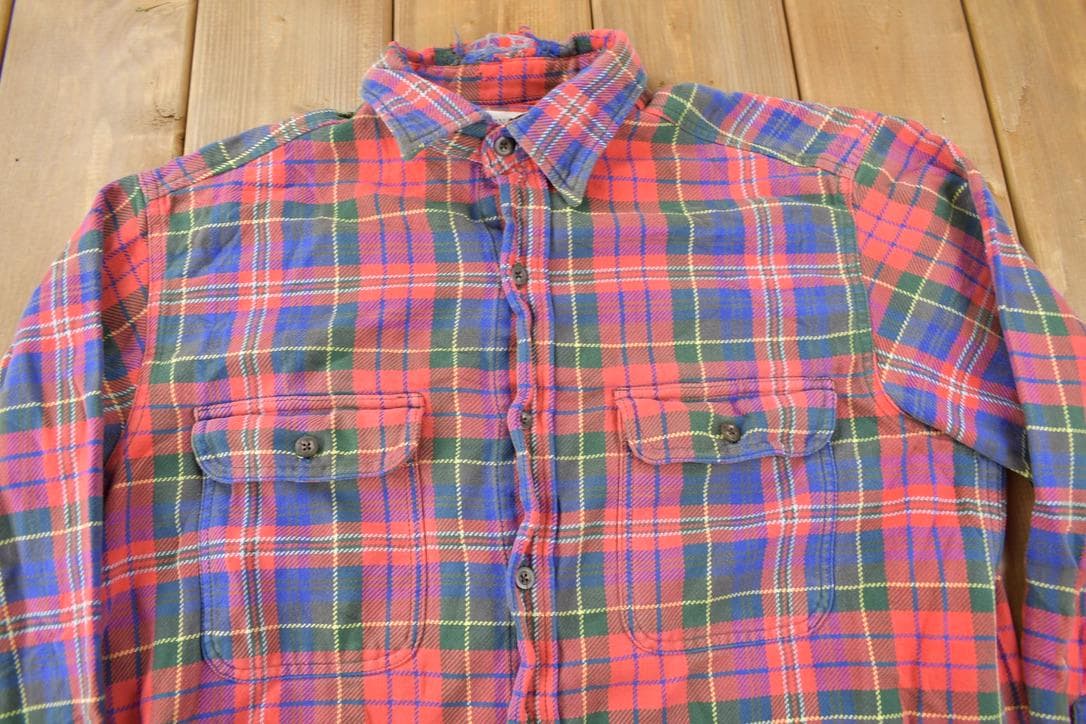 Vintage 1990s Banana Republic Distressed Plaid Button Up Flannel Shirt Size Medium