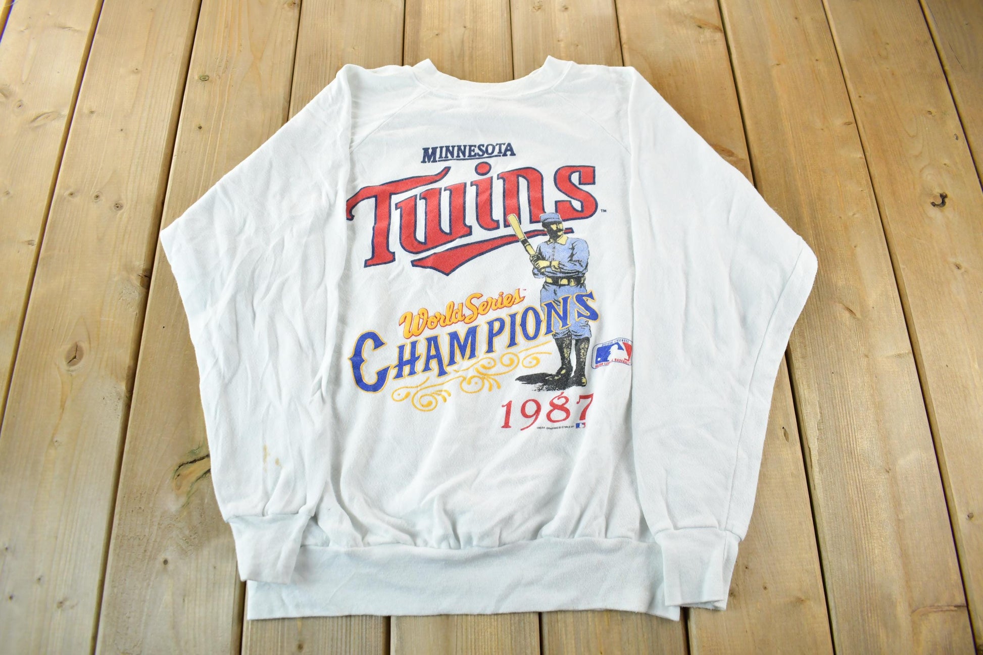 Vintage 1987 Minnesota Twins MLB Crewneck Sweatshirt / Made In USA / 80s Baseball / Sportswear / Americana / World Series / Men's Medium