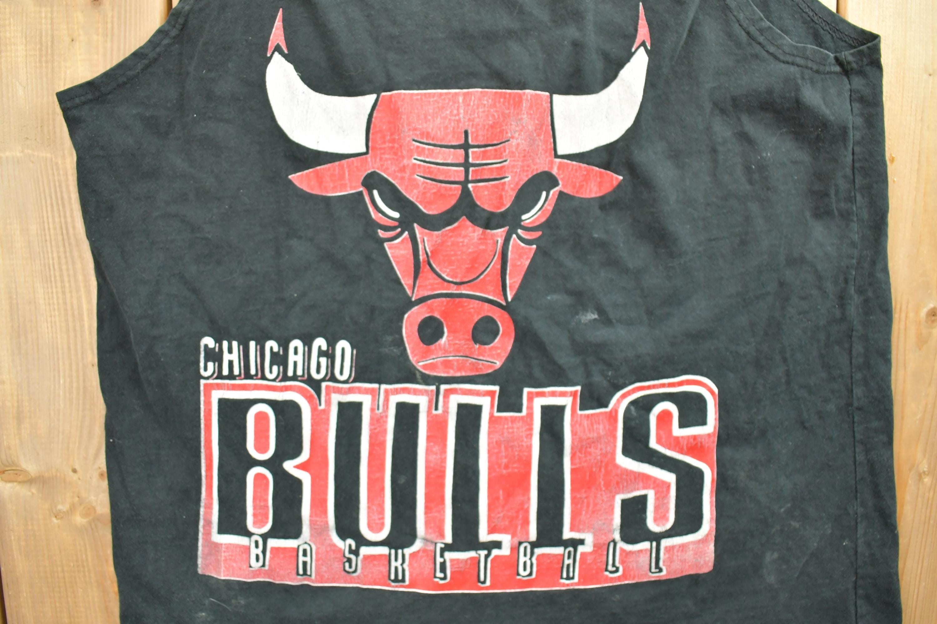 Vintage 1990s Chicago Bulls Basketball Graphic Tank Top