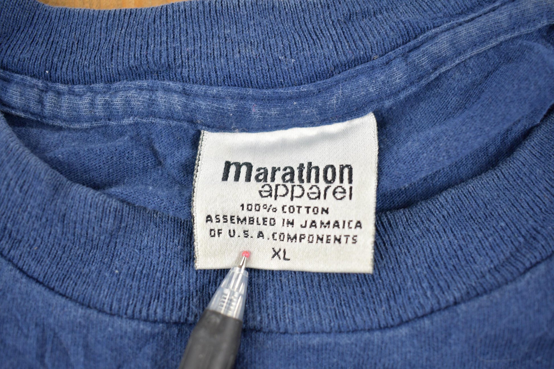 Vintage 1990s Black Lab Puppy Graphic T Shirt / Black Labrador Dog T Shirt