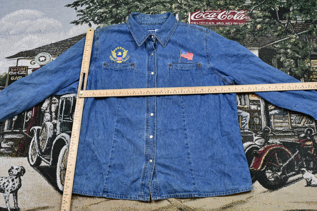 Venezia 1990s Embroidered Denim Snap Button Jean Shirt