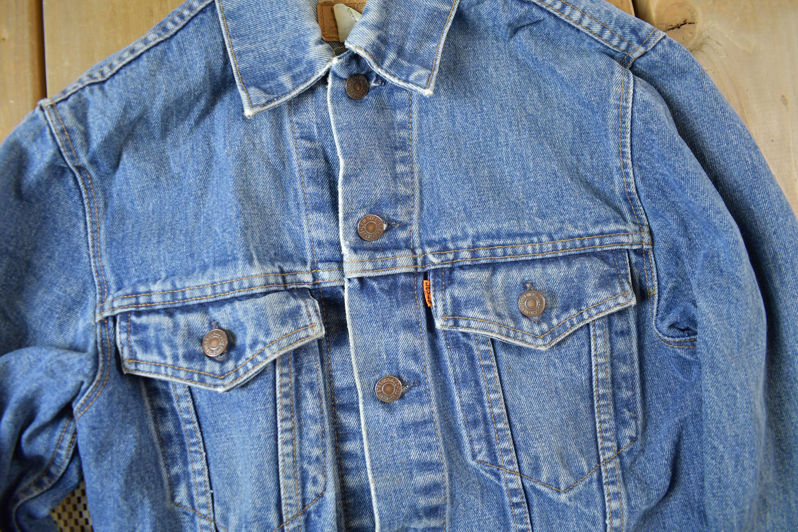 Vintage 1970s Levi's Orange Tab Jean Jacket / Vintage Denim / Streetwear / True Vintage / Levi's denim Jacket / Made In Canada / Size 34