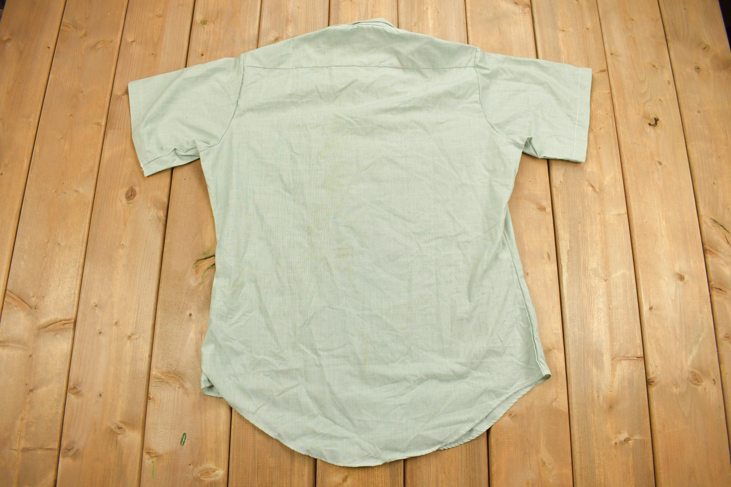 Vintage 1981 Green Button Up Short Sleeve Shirt