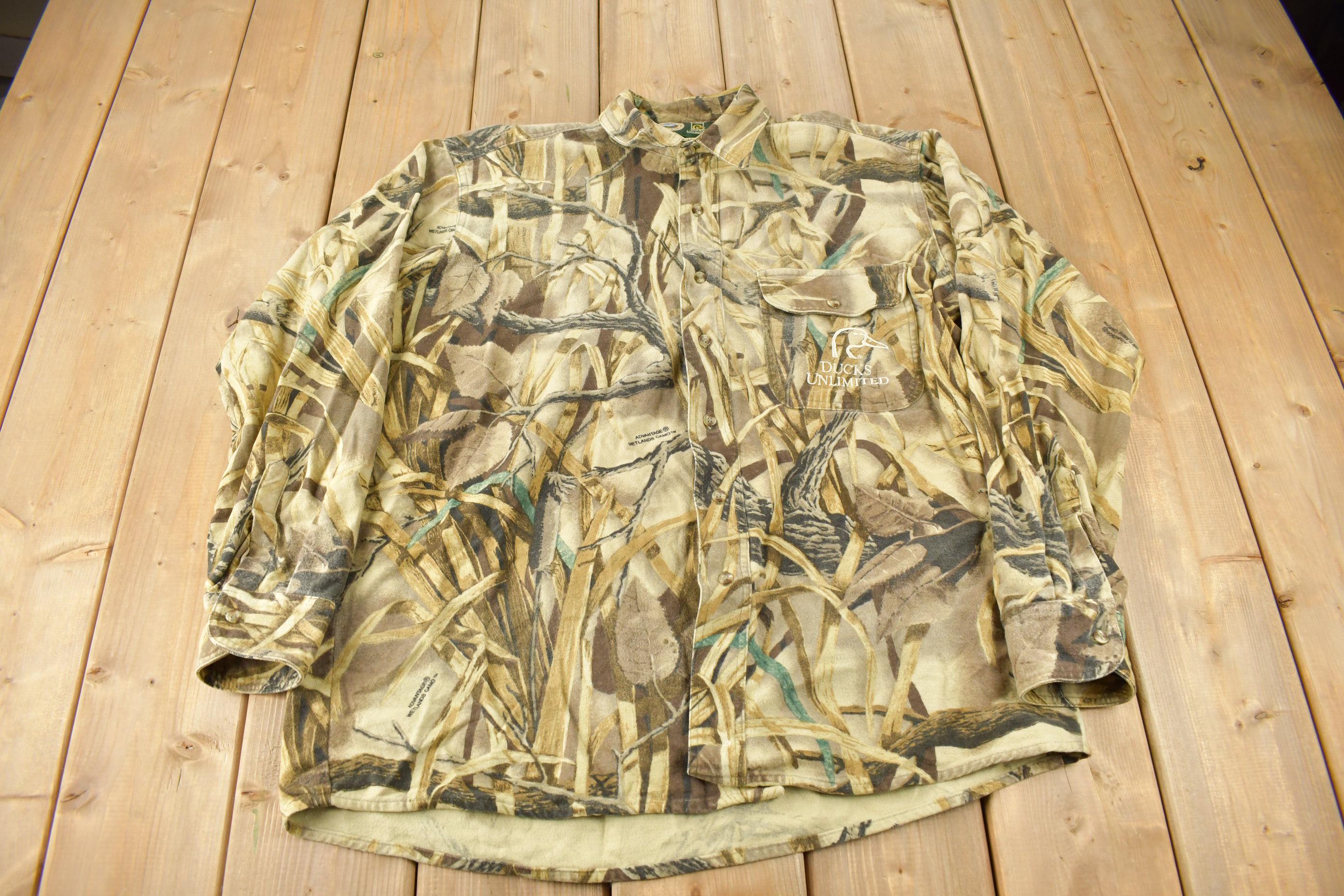 Vintage 1990s Ducks Unlimited Tree Camouflage Button Up Shirt