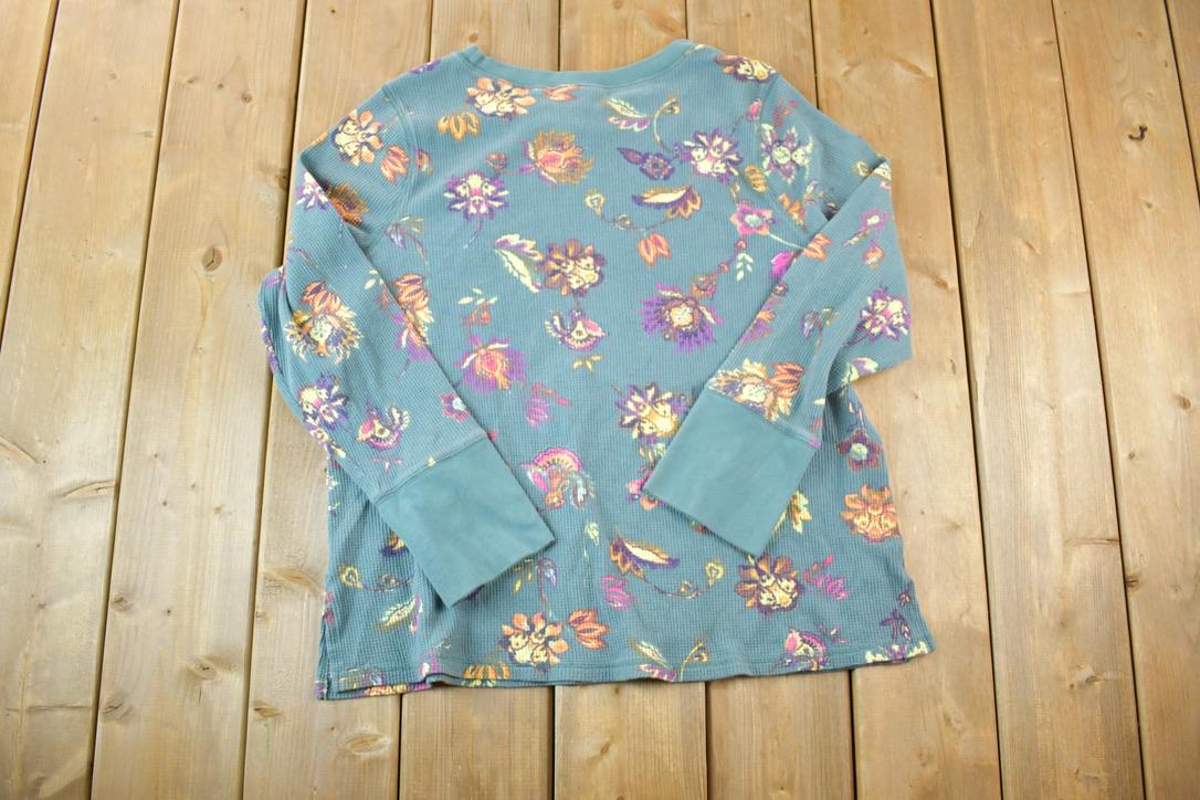 Vintage 1990s Thermal Knit Flower Pattern Crewneck Sweater  90s Crewneck  Preppy Knits