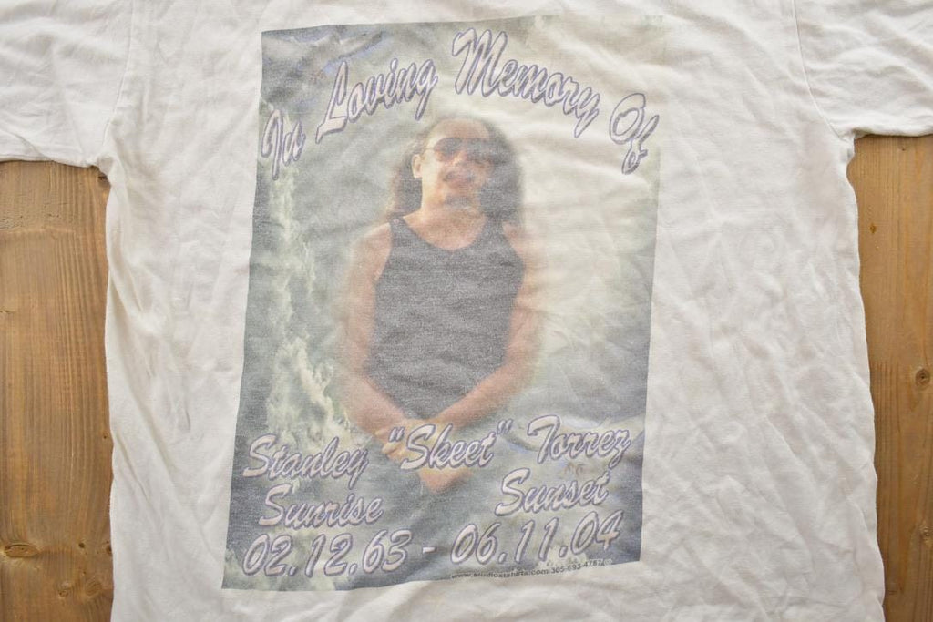 Vintage 1990s Memorial Stanley Skeet Torrez Graphic T-Shirt