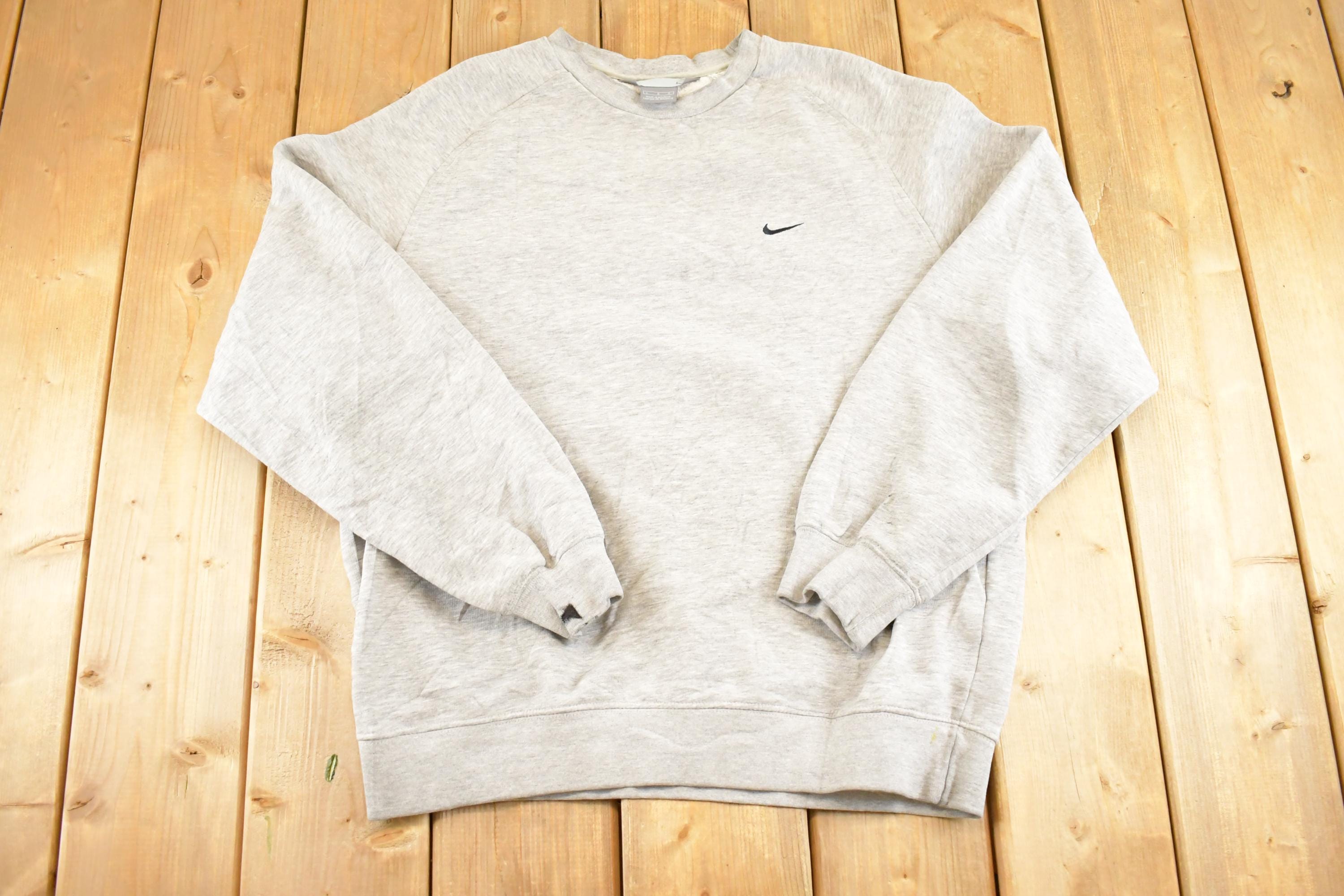 Vintage Y2K Nike Embroidered Mini Swoosh Crewneck Sweatshirt / Vintage Nike / Sportswear / Streetwear / Athleisure