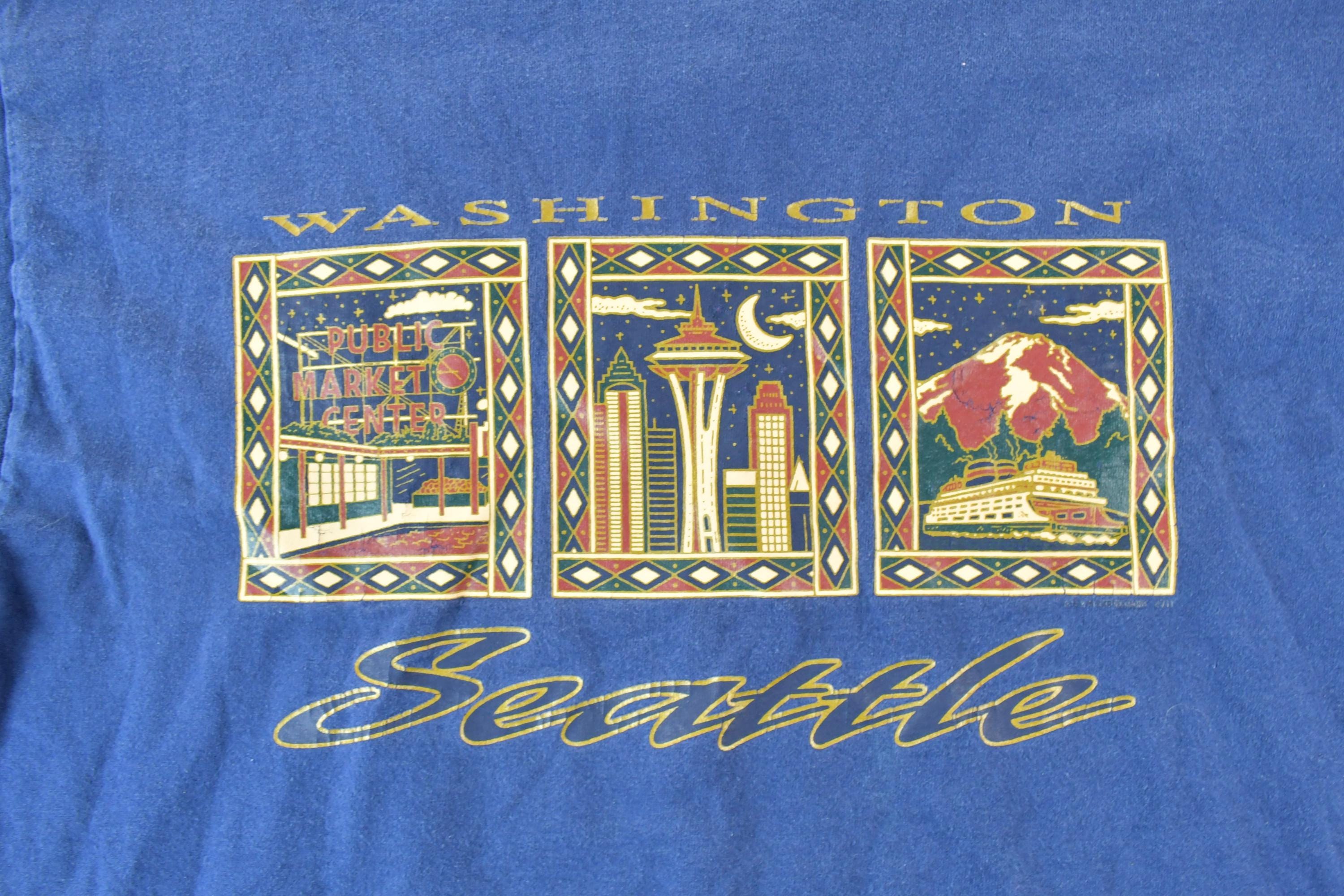 Vintage 1990s Seattle Washington Souvenir T-Shirt