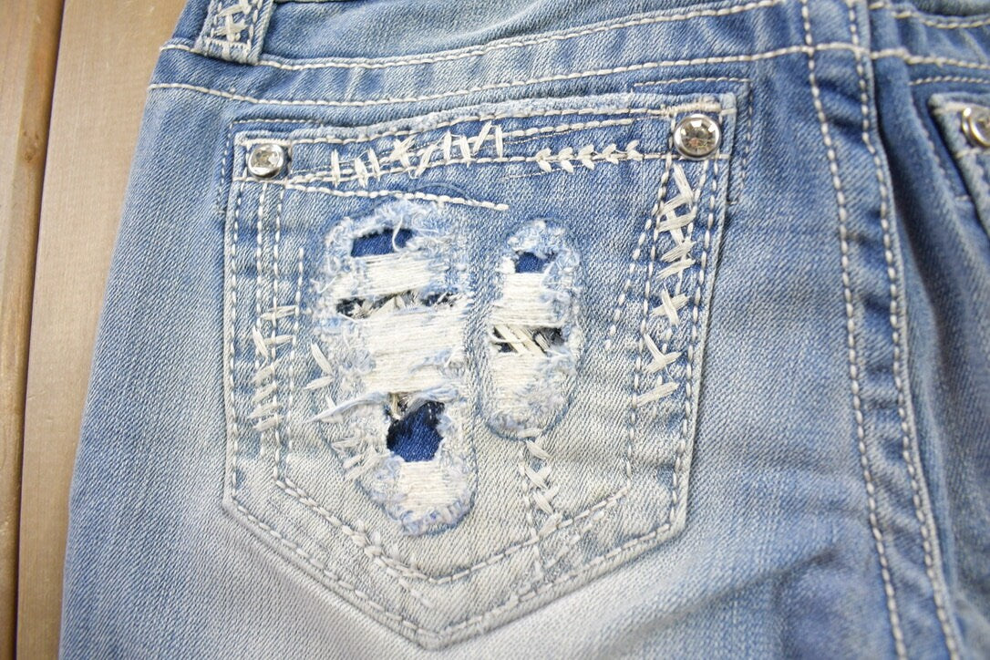 Vintage Y2K Miss Me Bedazzled Low Rise Jeans Size 26x31