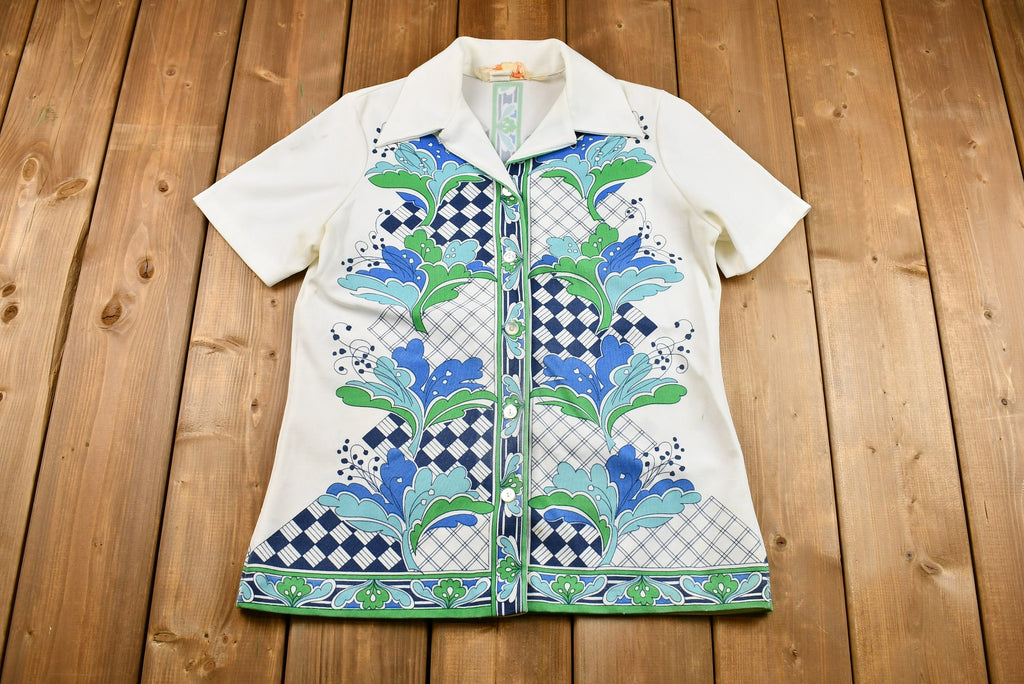 Vintage 1970s Abstract Floral Print Short Sleeve Button-Up Blouse