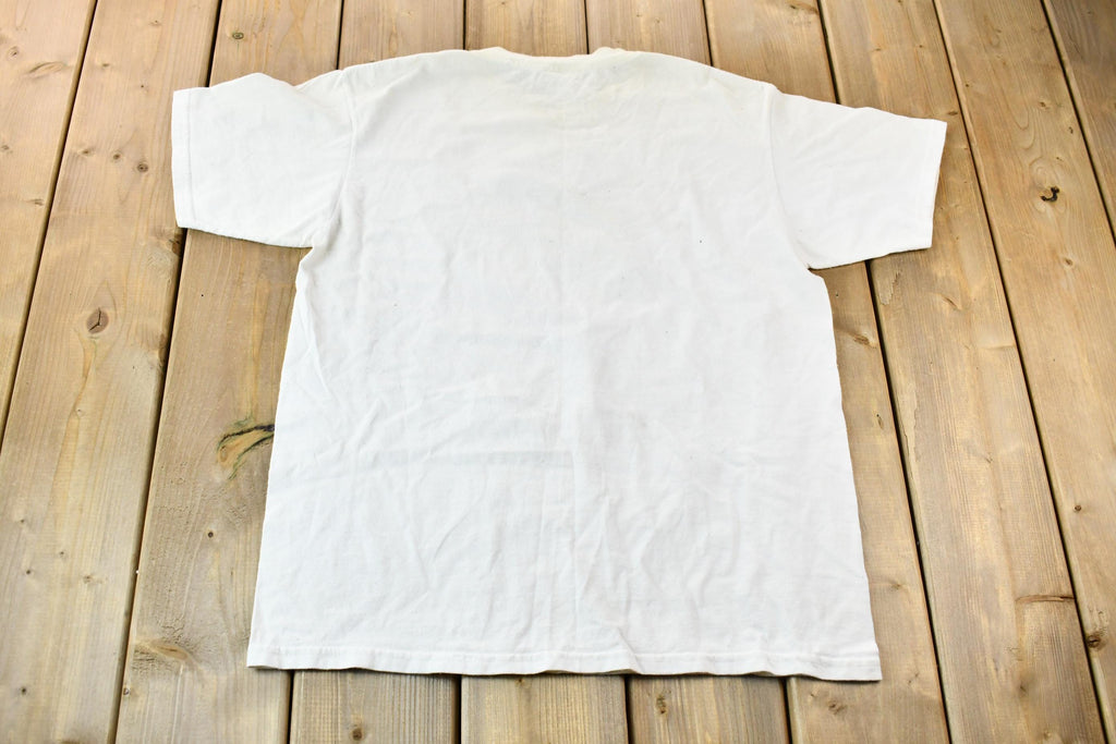 Vintage 1990s Walt Disney World Single Stitch Graphic Mickey Mouse T-Shirt