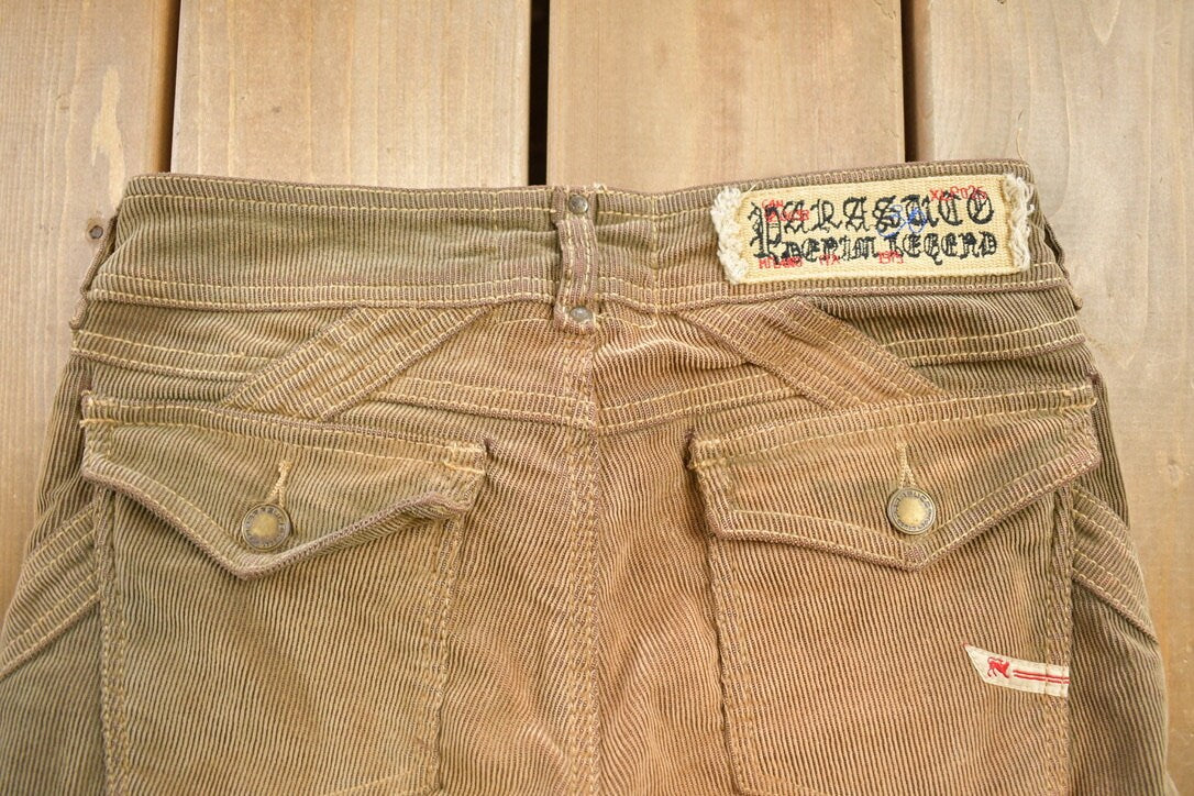 Vintage 1990s 'Parasuco' Corduroy Pants Size 28x33 / Made in Canada / Streetwear Fashion / Vintage Pants/ Y2K Fashion