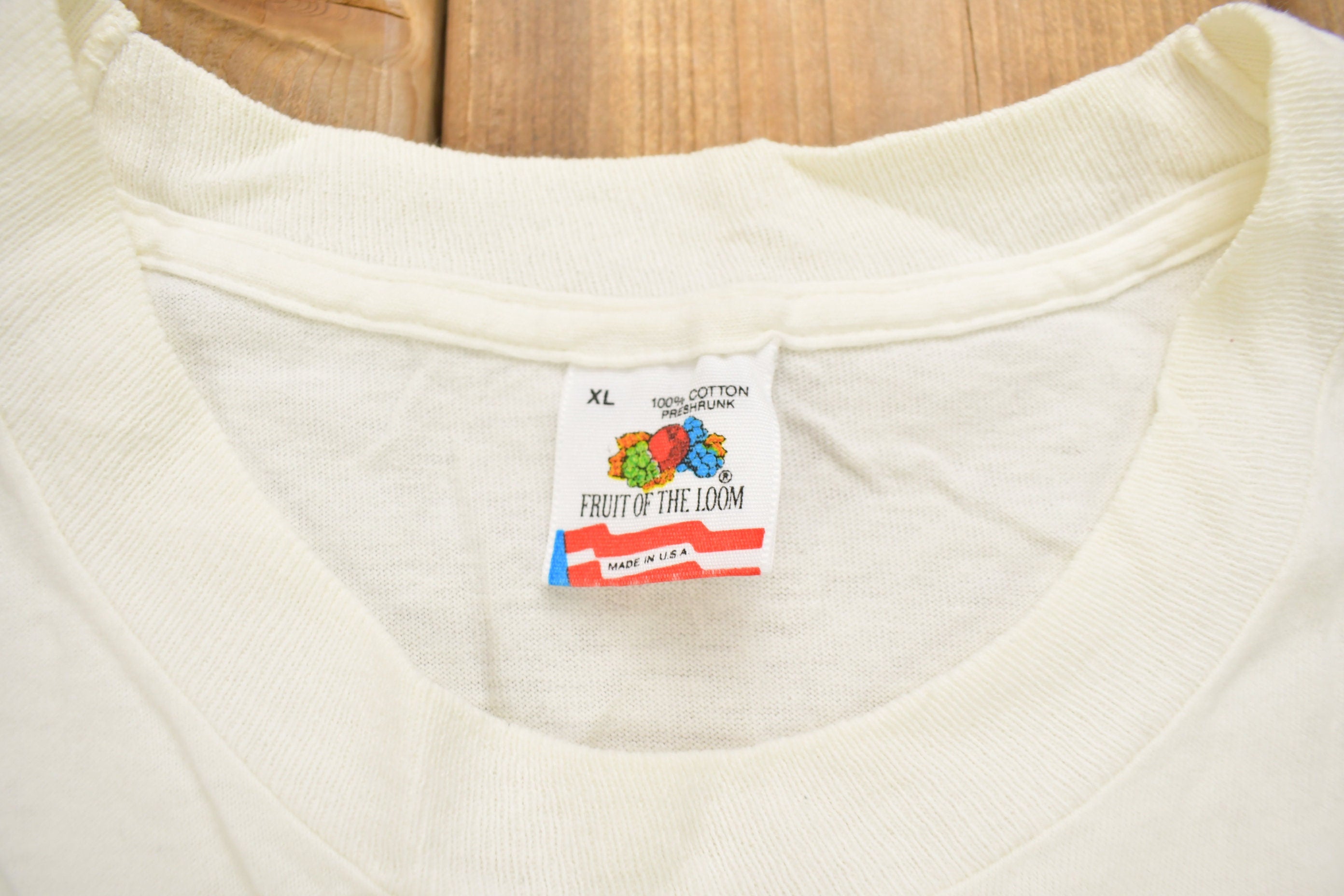 Vintage 1990s Poolside Paradise Graphic T Shirt