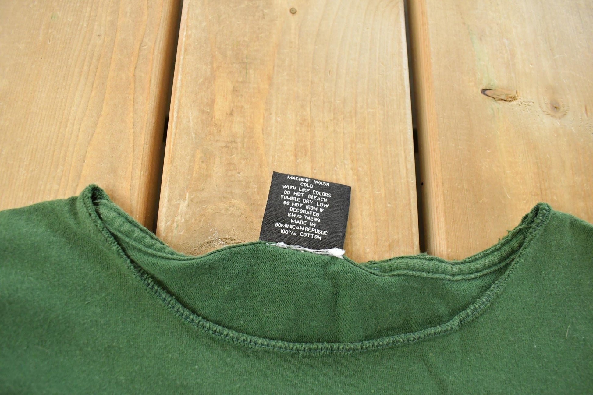 Vintage 1990s BUSH Razorblade Suitcase Tour T-Shirt Men's XL / 90s Graphic Band Tee / Vintage Band Tee / Rock Tee / UK Rock Shirt