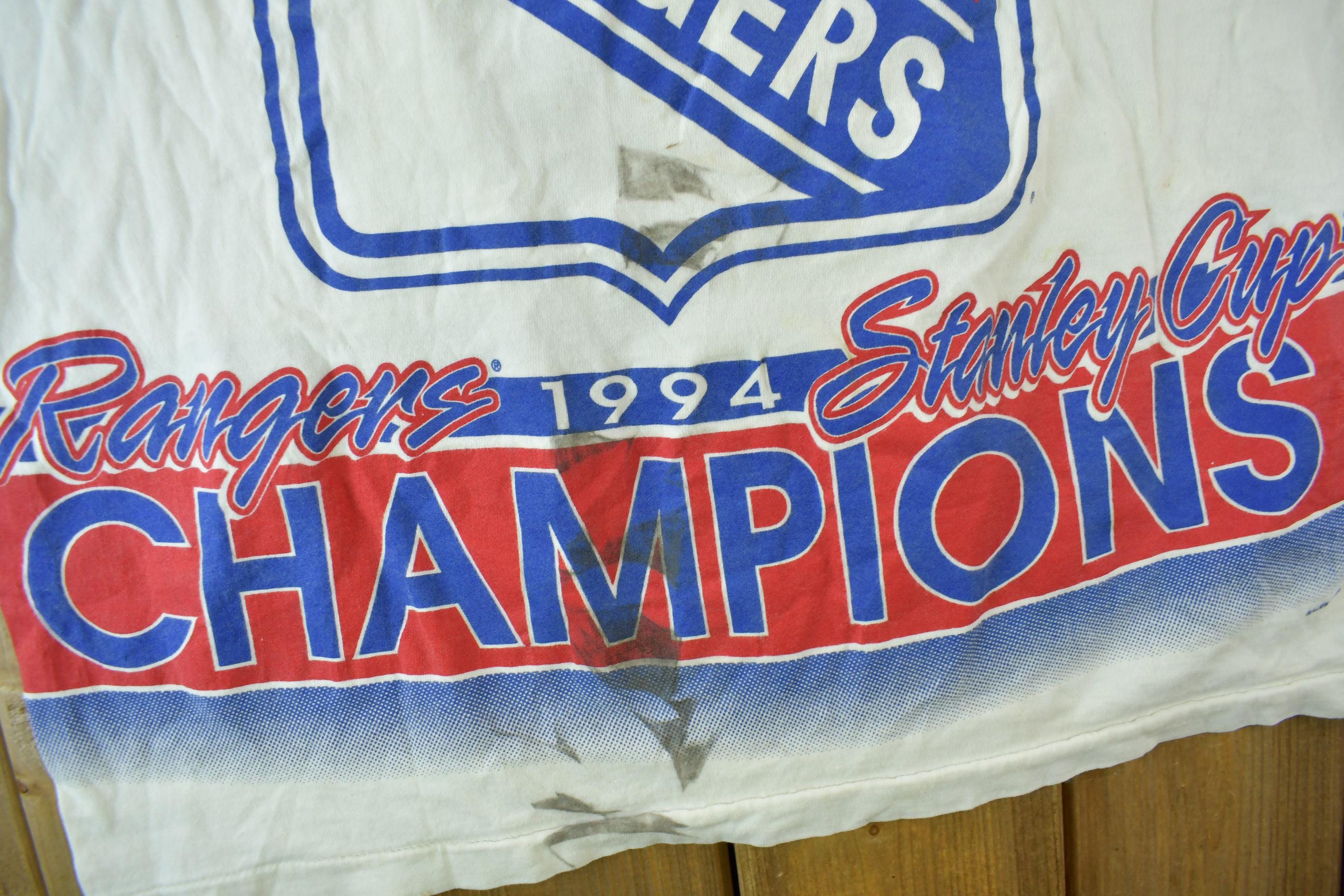 Vintage 1994 New York Rangers NHL Champions T-Shirt