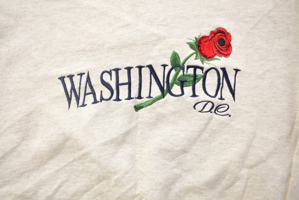 Vintage 1990s Washington D.C Travel Crewneck Sweatshirt