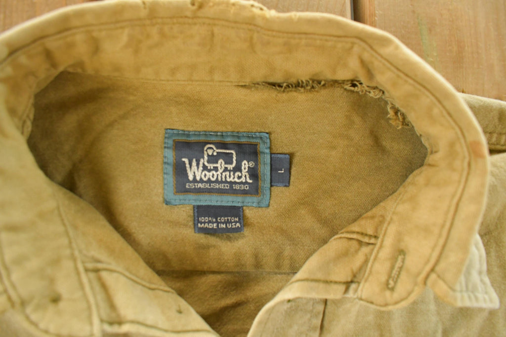 Vintage 1990s Woolrich Cloth Button Up Shirt Men's Large