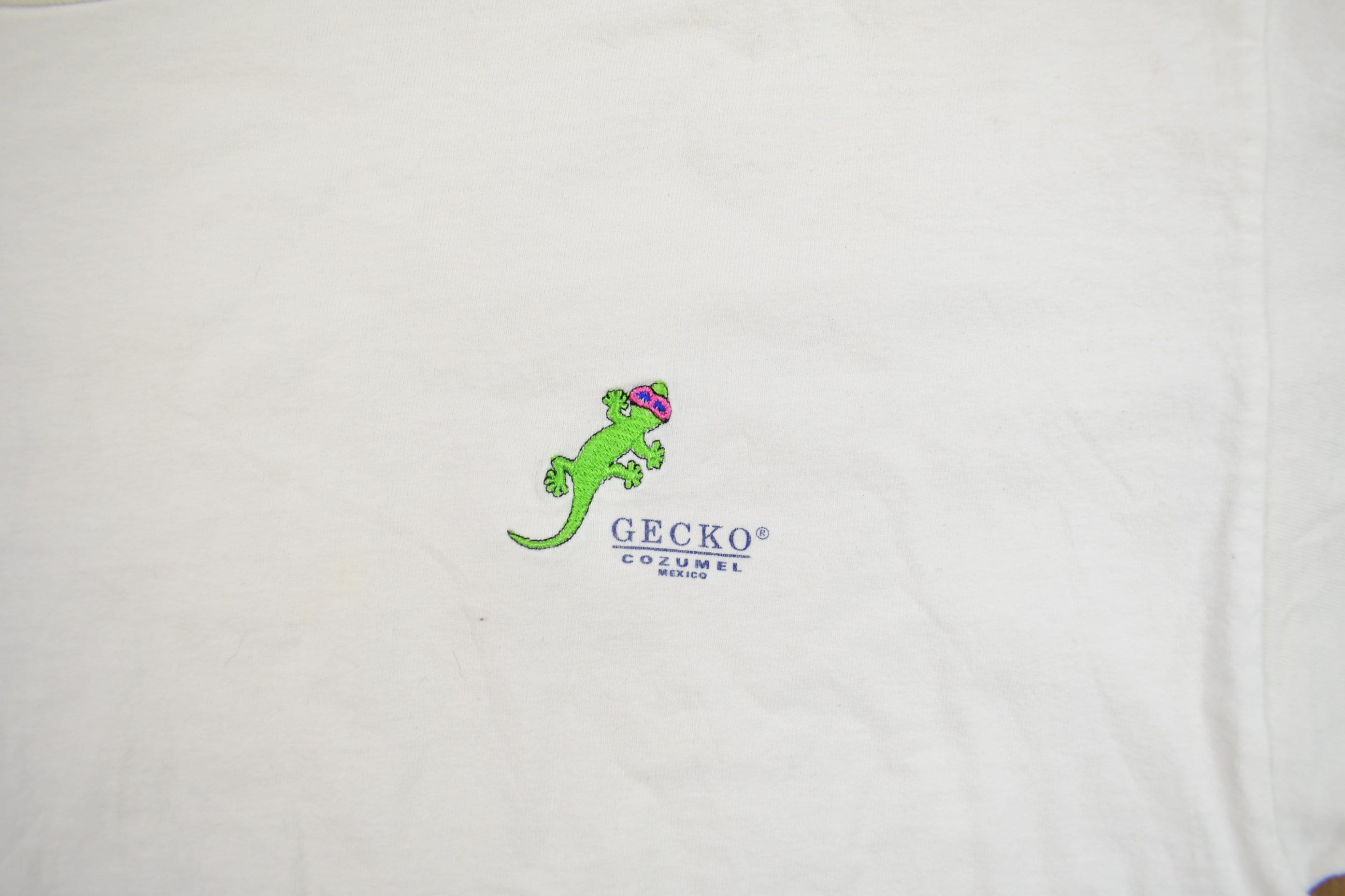 Vintage 1990s Gecko Mexico Graphic T Shirt