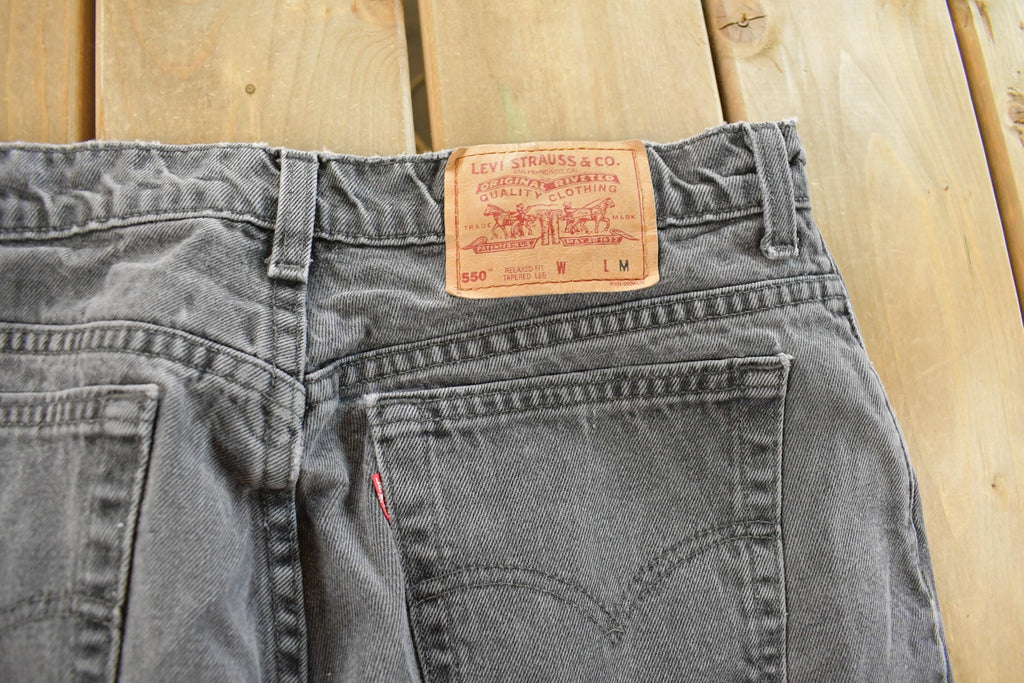 Vintage 1990s Levi's 550 Relaxed Tapered Denim Jeans Men's 34 x 30