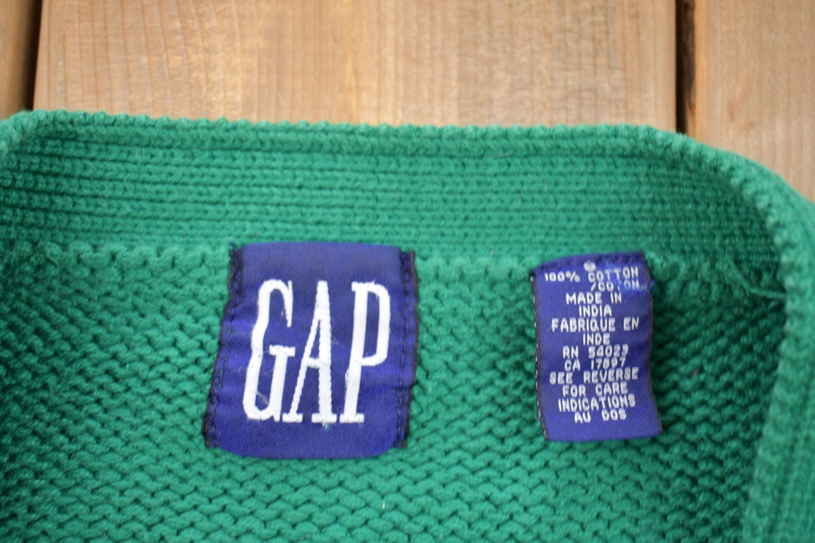 Vintage 1990s Gap Green Knitted Cardigan Sweater