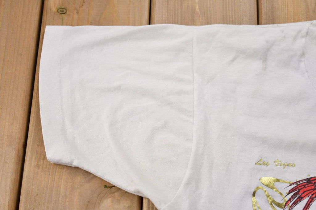 Vintage 1989 Las Vegas Lady with a Bird Graphic Souvenir T Shirt