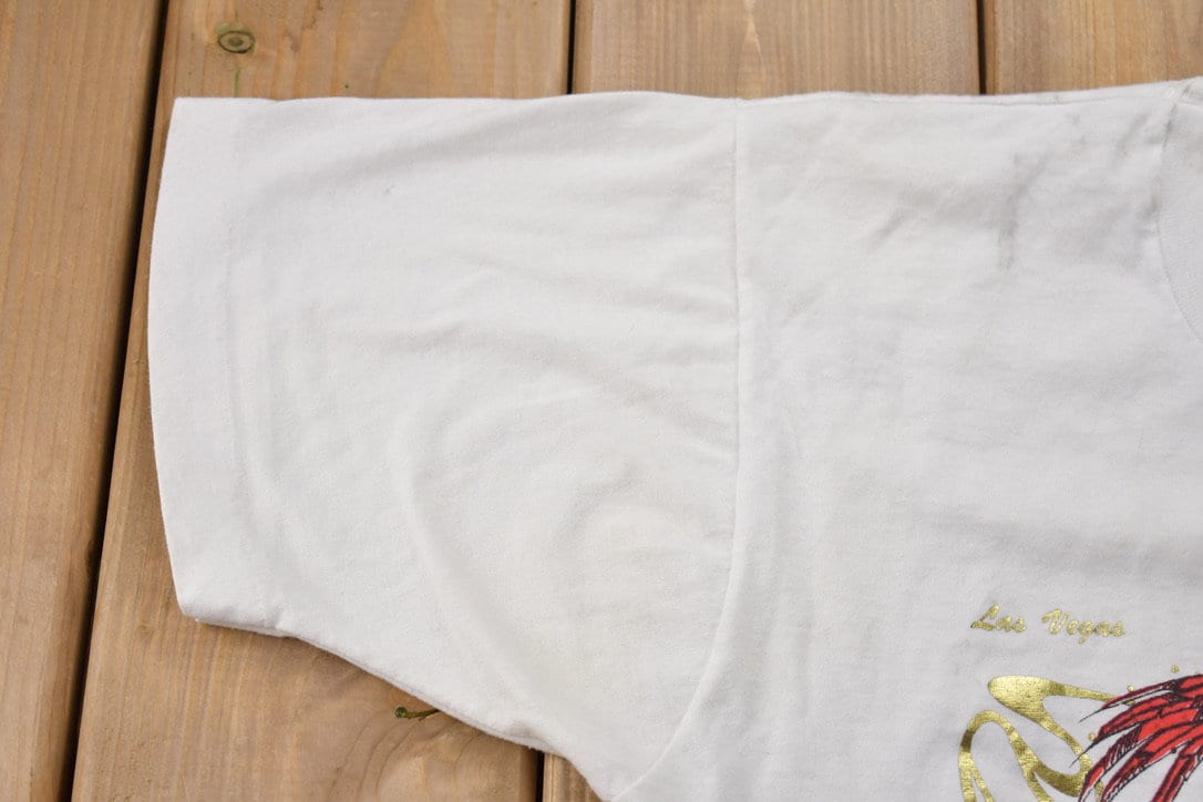 Vintage 1989 Las Vegas Lady with a Bird Graphic Souvenir T Shirt
