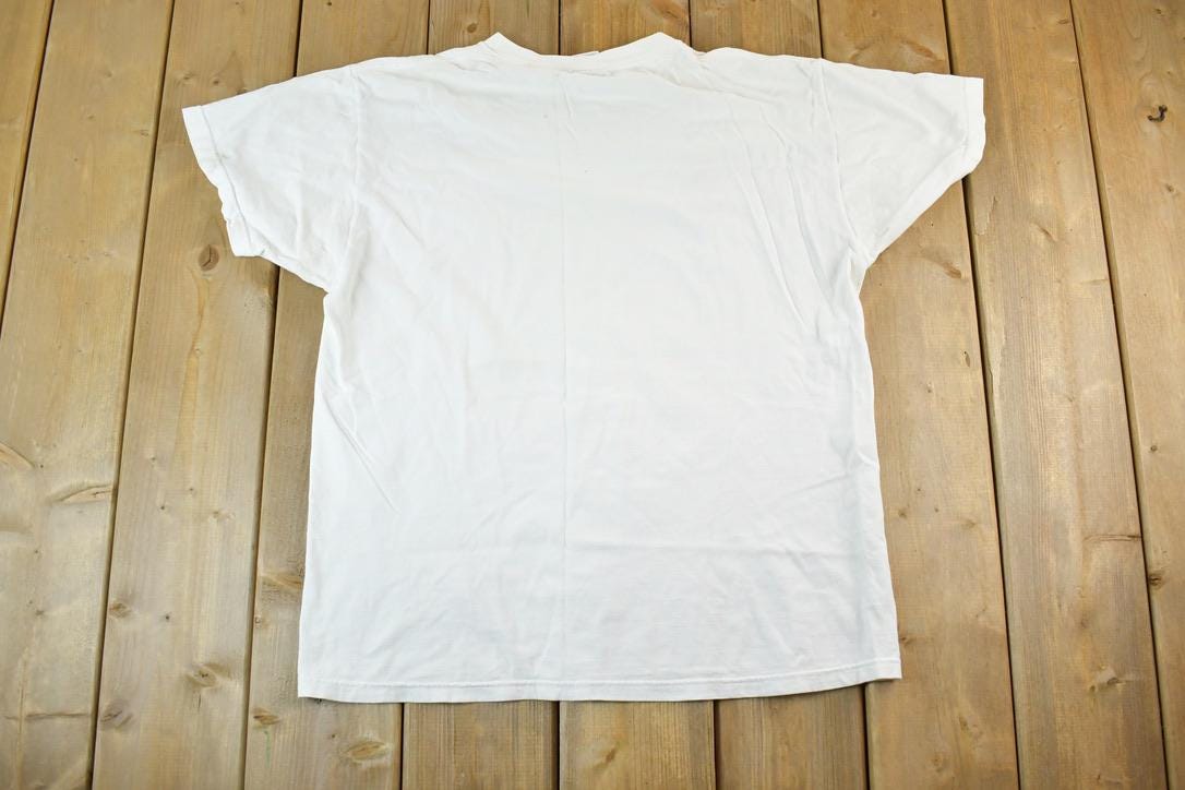 Vintage 2004 Kentucky Derby Souvenir Single Stitch Graphic Print T-Shirt Made In USA