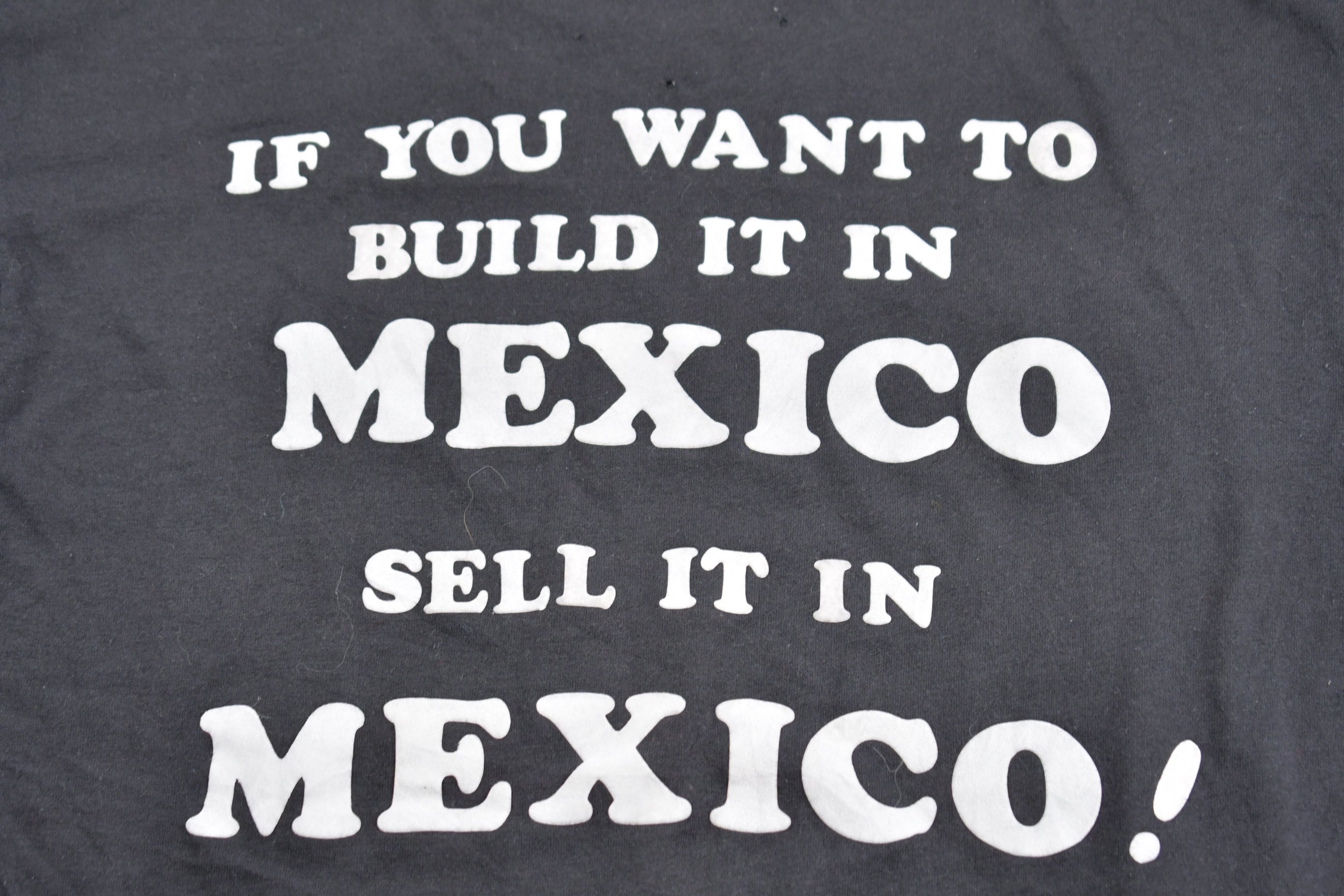 Vintage 1980s Built In Mexico Parody 1218 UAW Souvenir T Shirt
