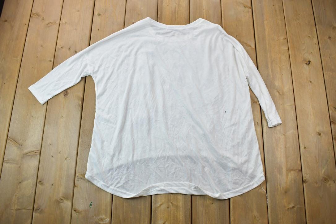 Vintage 1990s Kitty Princess Cute Crewneck Thin Sweater