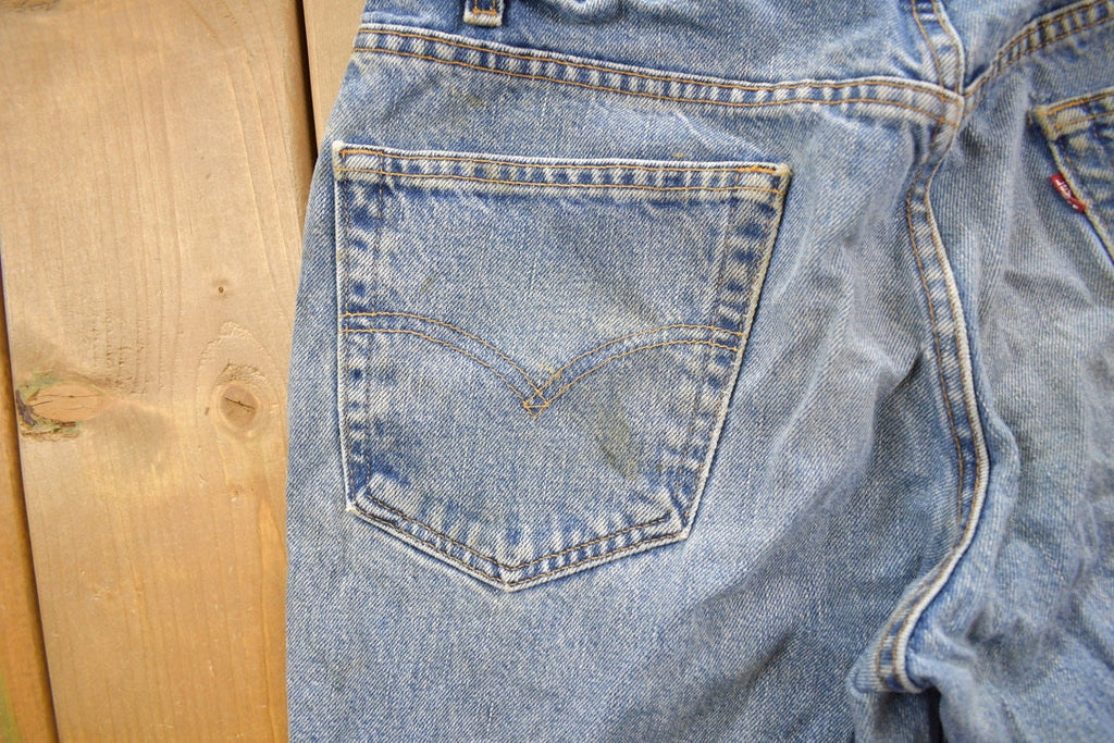 Vintage 1990s Levi's 550 Red Tab Jeans Size 32 x 38.5