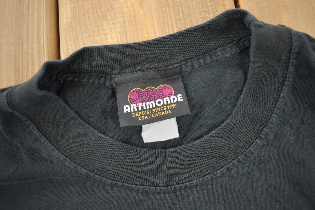 Vintage 2001 Pink Floyd Sun Dial Graphic Band T-Shirt