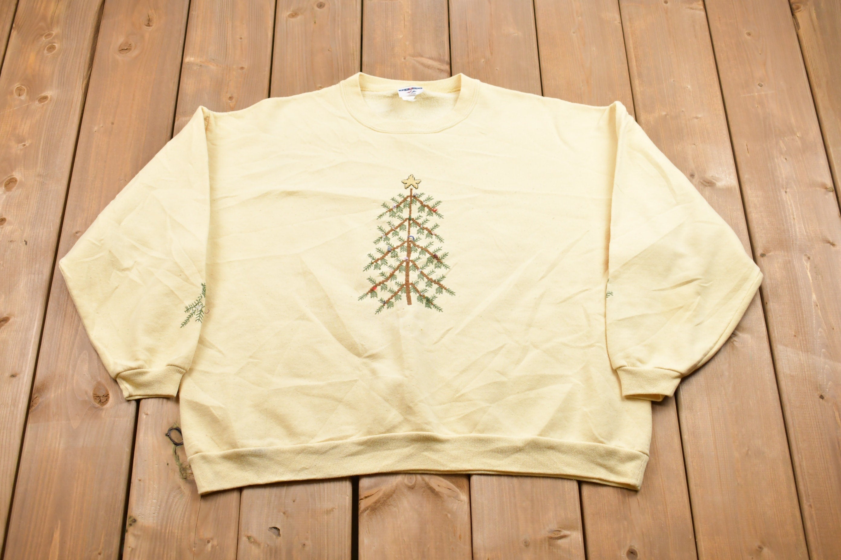 Vintage 1990s Christmas Tree Festive Crewneck Sweatshirt
