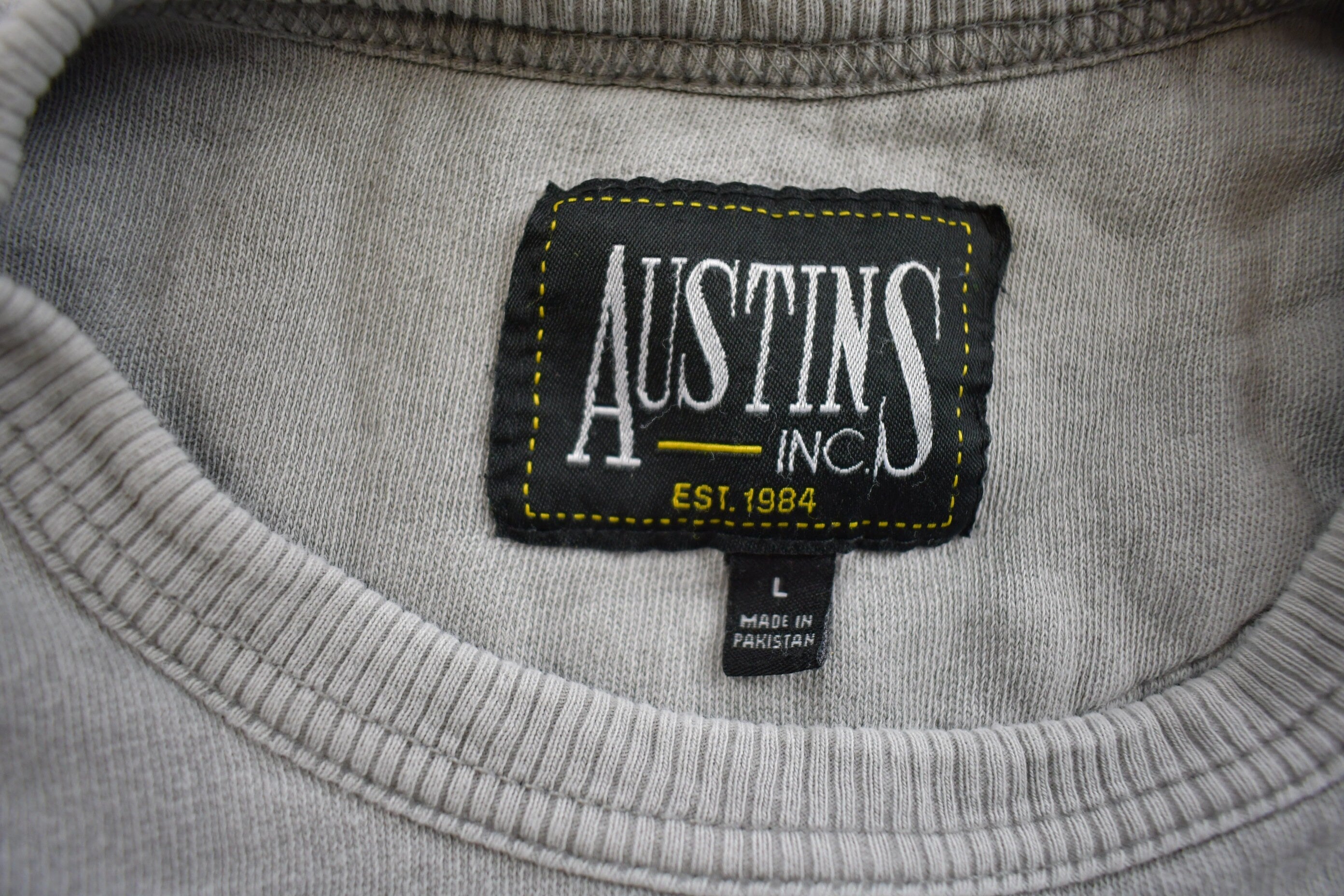 Vintage 1990s Inspiration Point Embroidered Crewneck Sweatshirt