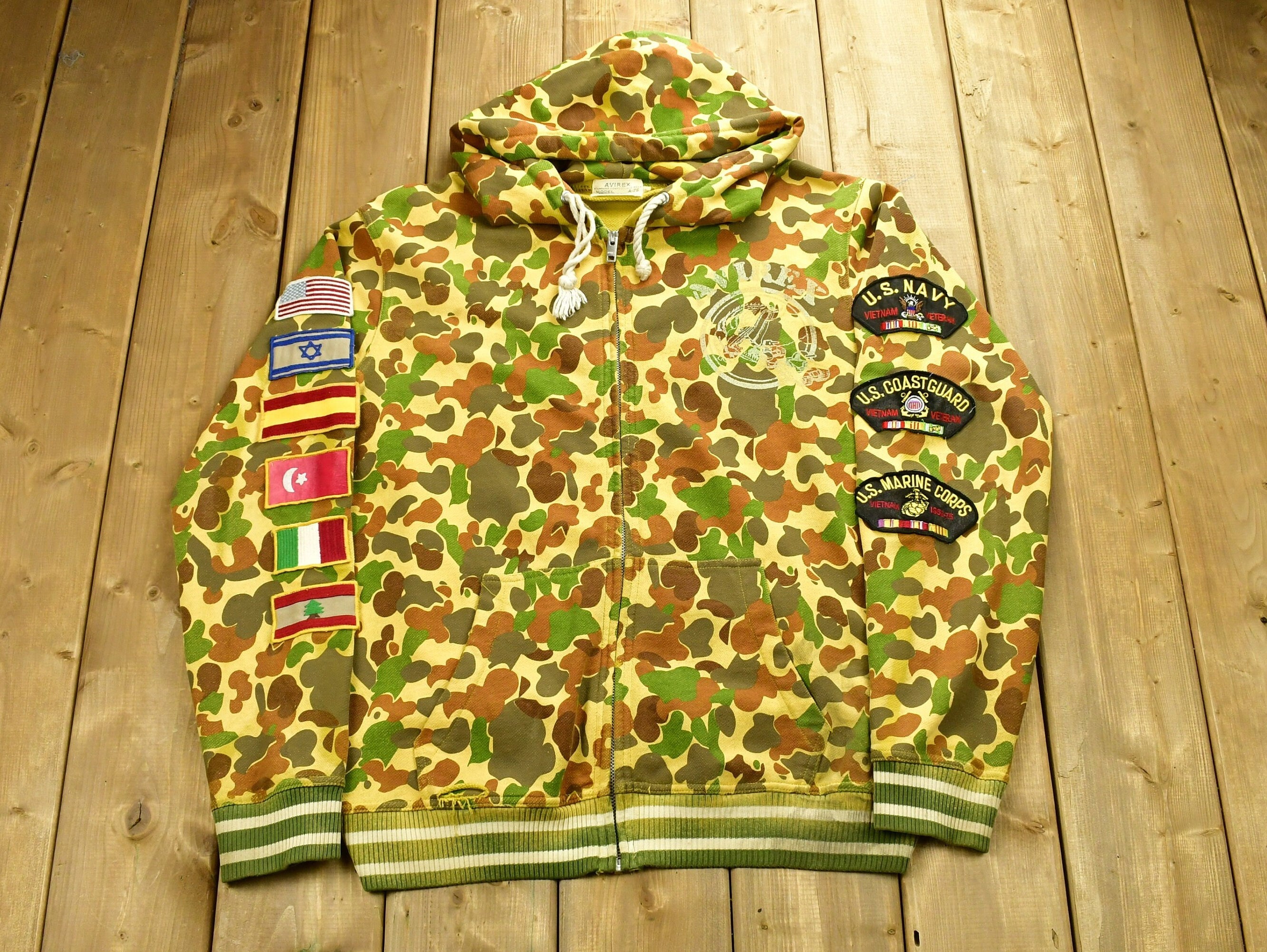 Vintage 90's Avirex Military Camouflaged Graphic Hoodie