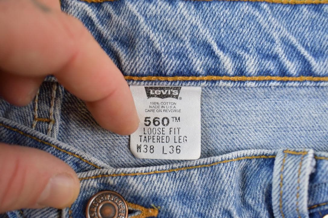 Vintage 1990s Levi Strauss Red Tab 560 Loose Fit Denim Jeans Size 38 x 36