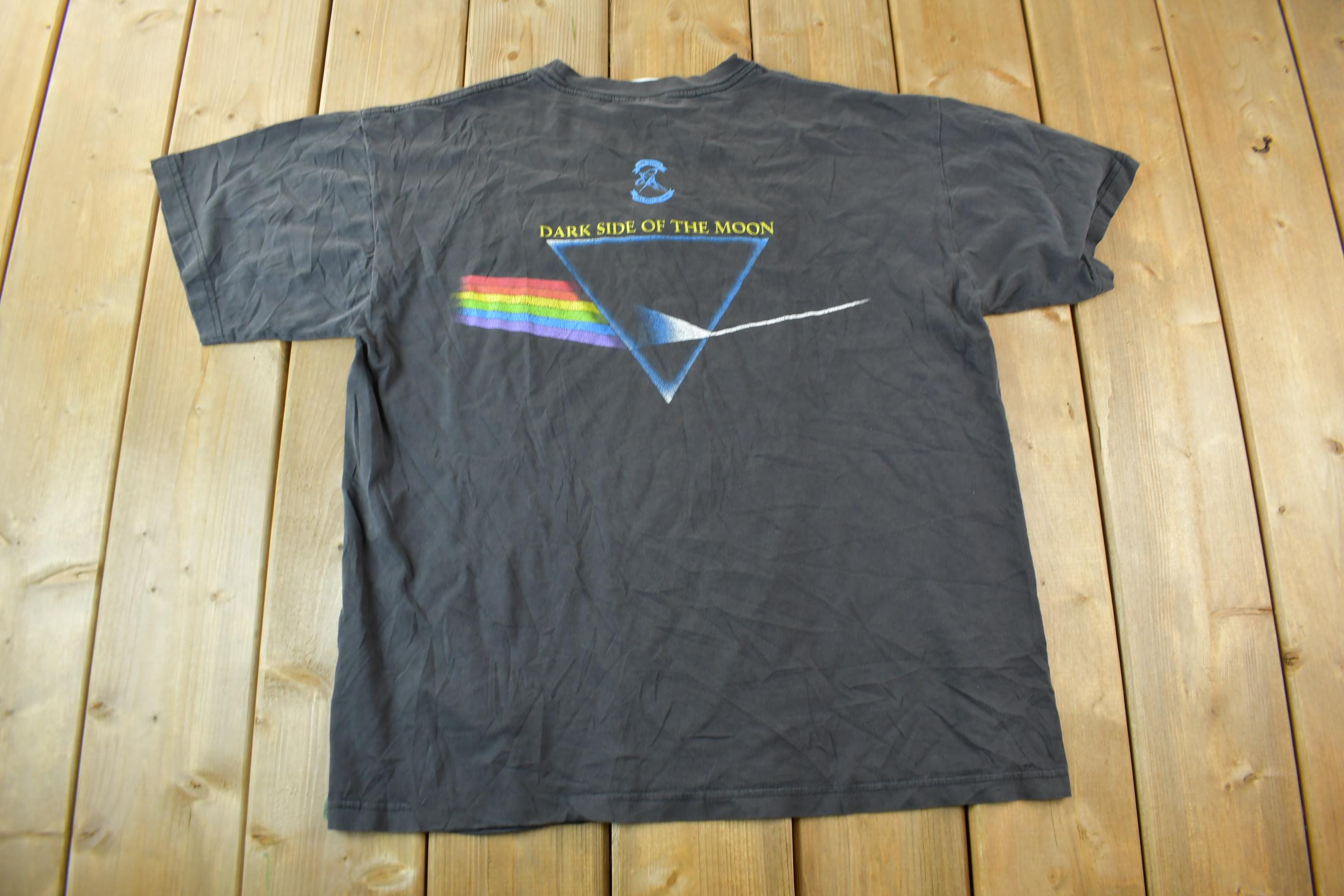 Vintage 2001 Pink Floyd Dark Side Of The Moon Graphic Band T-Shirt