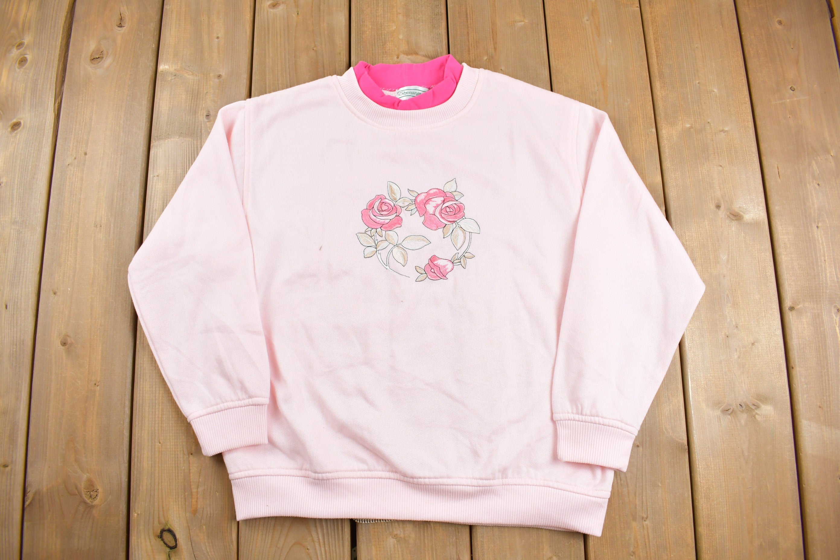 Vintage 1990s Cute Rose Floral Crewneck Sweater