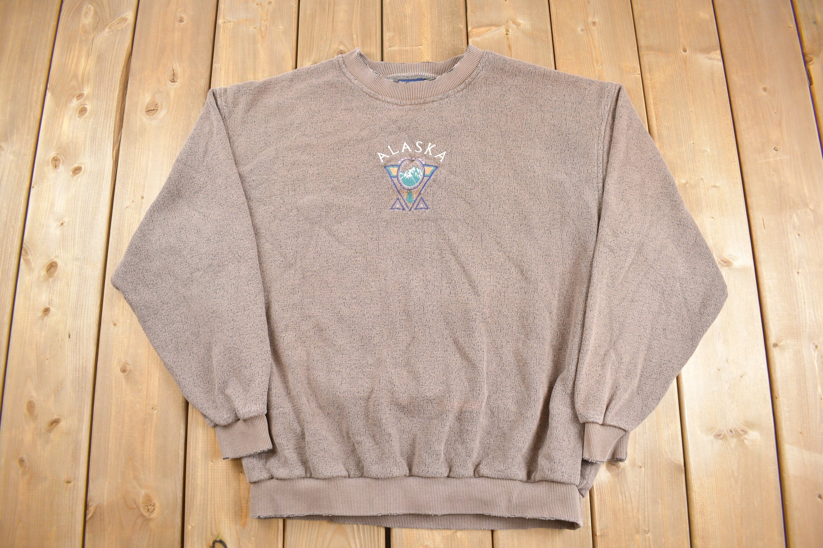 Vintage 1990s Alaska Crewneck Sweatshirt