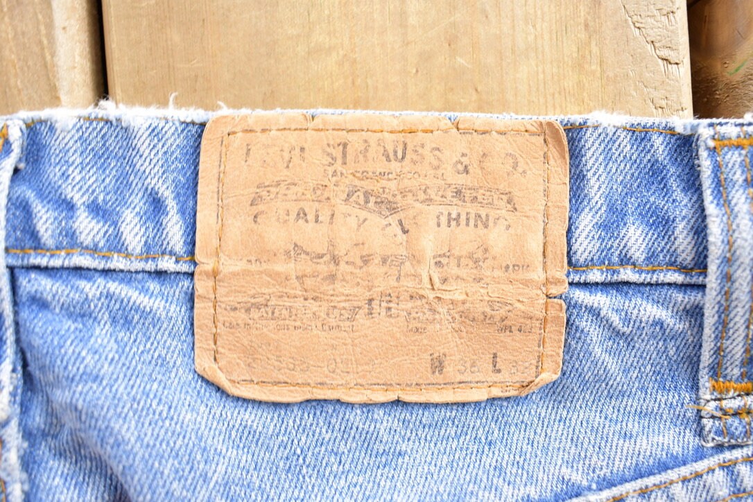 Vintage 1990s Levi's Orange Tab Jeans Size 34 x 31.5