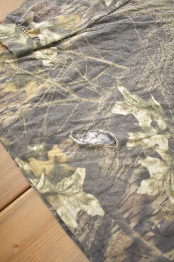 Vintage 1990s Mossy Oak Long Sleeve Camo T-Shirt