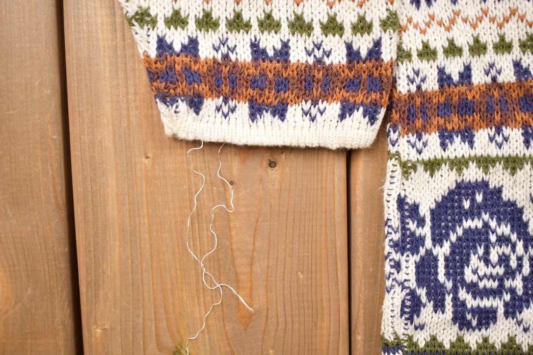 Vintage 1990s White Stag Knitted Crewneck Sweater