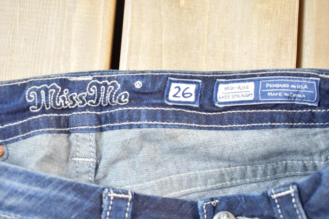 Vintage Y2K Miss Me Bedazzled mid Rise Jeans Size 26x33