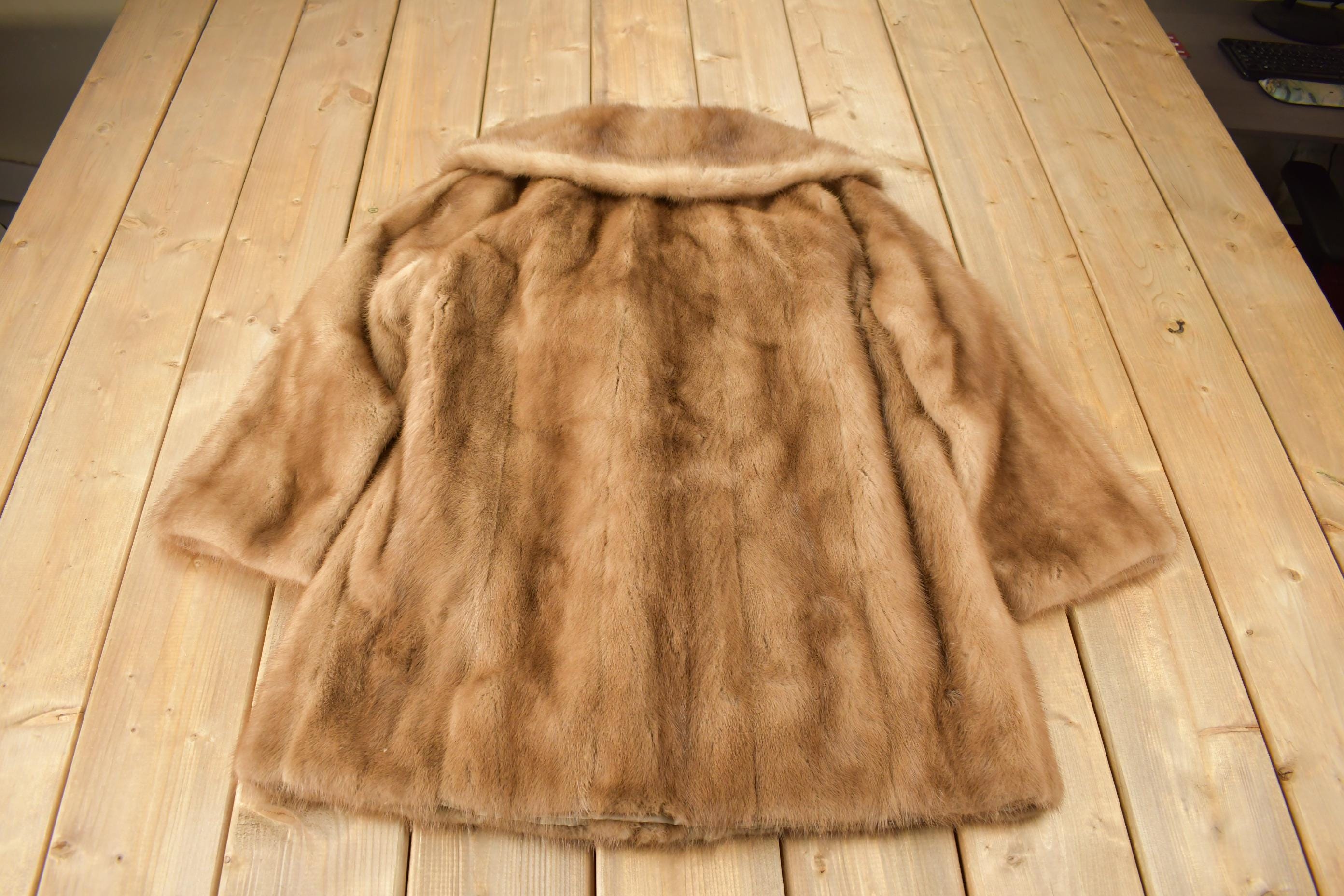 Vintage 1970s Brown Mink Fur Coat