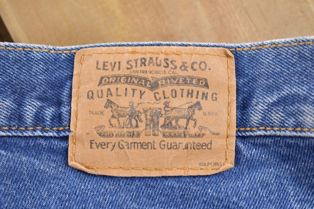 Vintage 1990s Levi's Orange Tab Denim Jeans Size 31 x 28