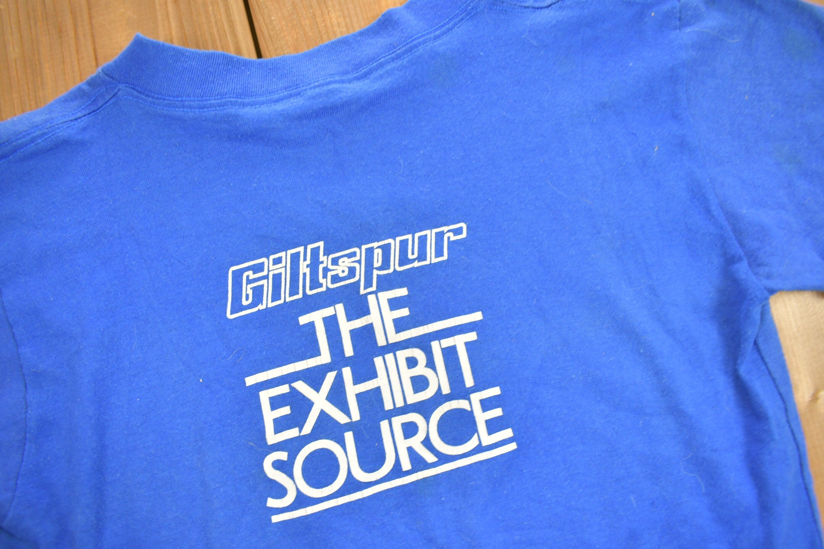 Vintage 1990s Giltspur The Exhibit Source Graphic T Shirt